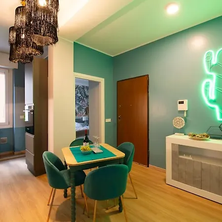 Appartement Stylish With Private Terrace & 2 Baths Milaan